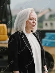 Yellowstone Caroline Warner Season 4 Blazer